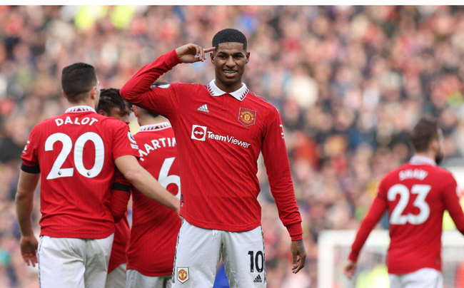 于防守端的 于防守端的